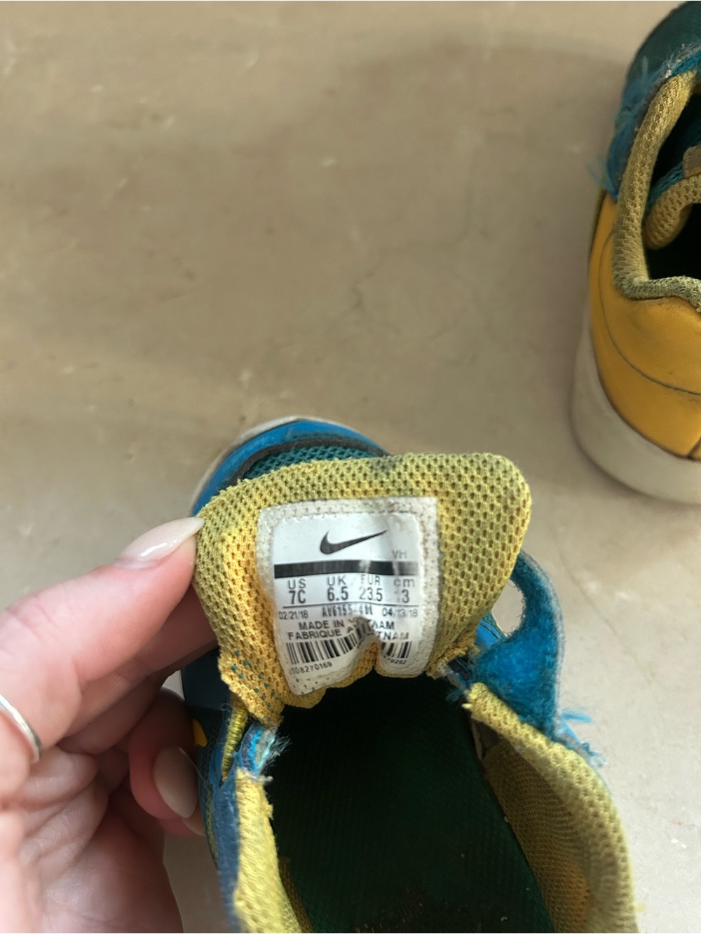 Nike Toddler Sneakers 7 Blue Yellow Velcro Athletic Running Shoes Y2K Streetwear - Picture 4 of 5